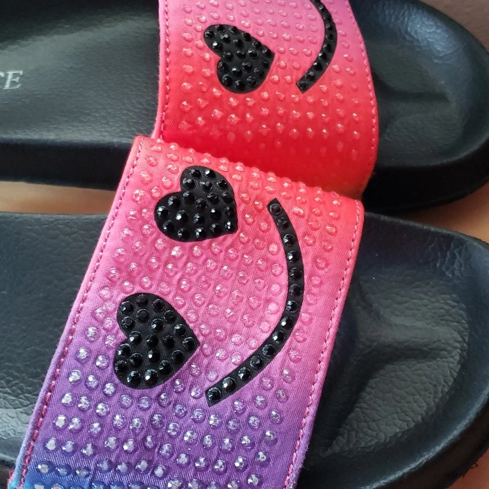 Children's Place Girls Slides size 1 NWOT